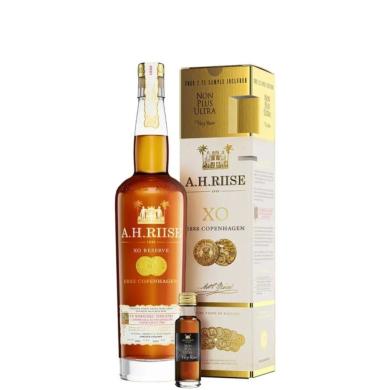A.H. Riise 1888 Copenhagen + Non Plus Ultra Very Rare Mini 0,72l 40,05% v kartóne