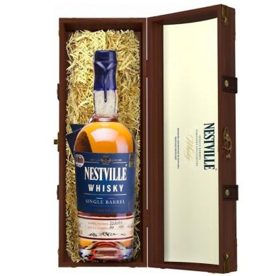 Nestville Single Barrel Limitovaná Edícia 0,7l 40% + kufrík