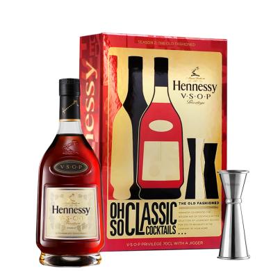 Hennessy V.S.O.P. 0,7l 40% + kartón a nerezová odmerka (jigger)