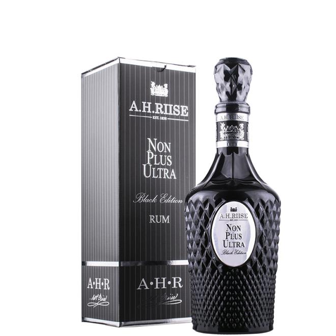 A.H.Riise Non Plus Ultra Black Edition 0,7l 42% + kartón
